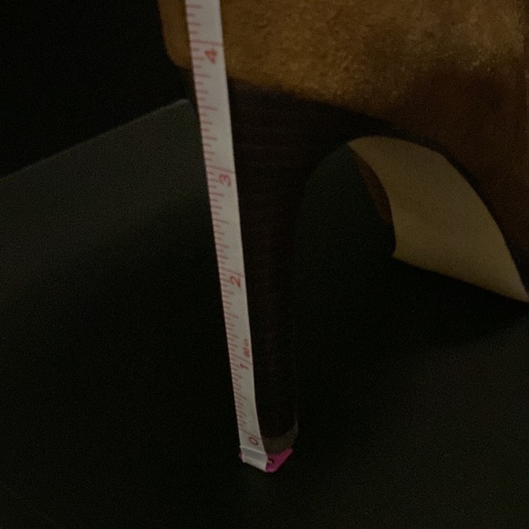 Quadilyn Scrunched Platform Boots - Picture 12 of 16